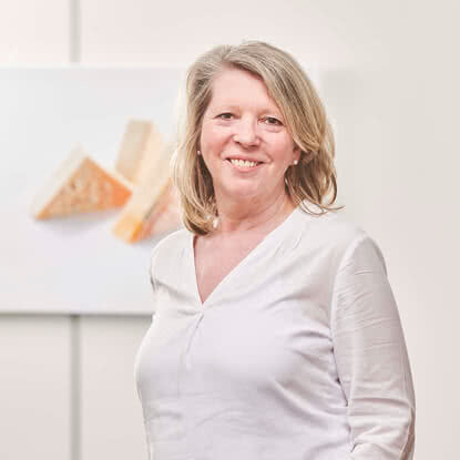carmen bruederlin marketing.jpg